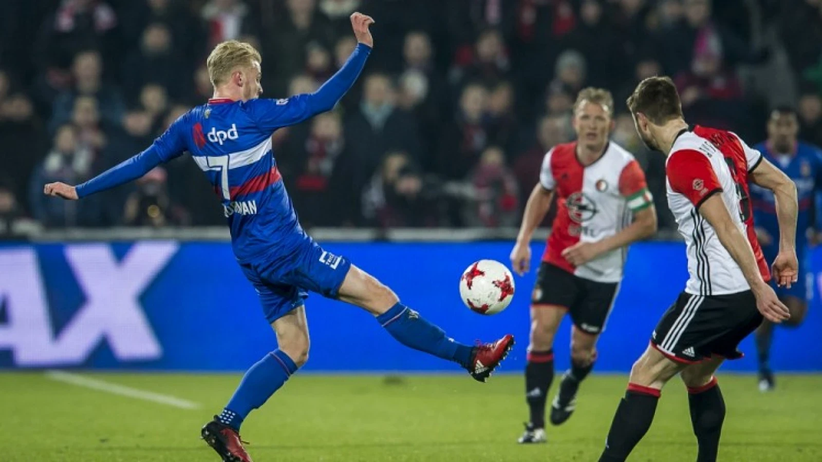 Feyenoord-huurling slaat ruit in na wissel
