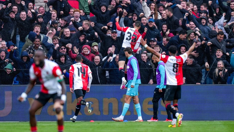 Lof na ommekeer: 'Weer een bewijs dat Feyenoord de beste ploeg is van Nederland'