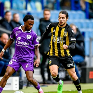 OFFICIEEL | Feyenoord kondigt transfer Anis Hadj-Moussa aan
