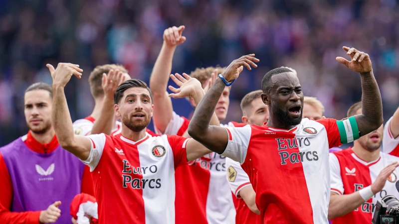 EREDIVISIE | Ajax wint van FC Twente, Feyenoord zo goed als zeker van plek twee