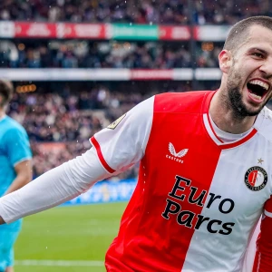 'SSC Napoli wil miljoenenbedrag betalen voor Hancko, maar wel flink lager dan vraagprijs Feyenoord'