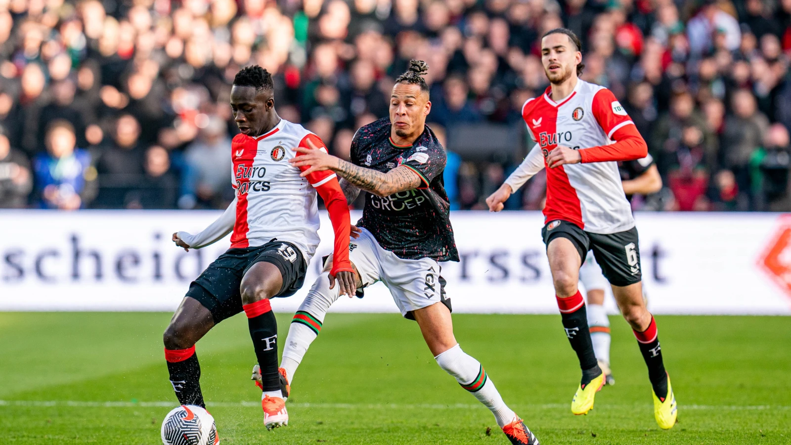 LIVE | Feyenoord - NEC Nijmegen 1-0 | Einde wedstrijd