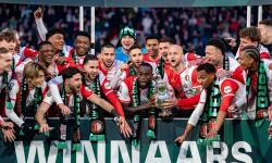 LIVESTREAM | Huldiging Feyenoord na bekerwinst | Einde huldiging