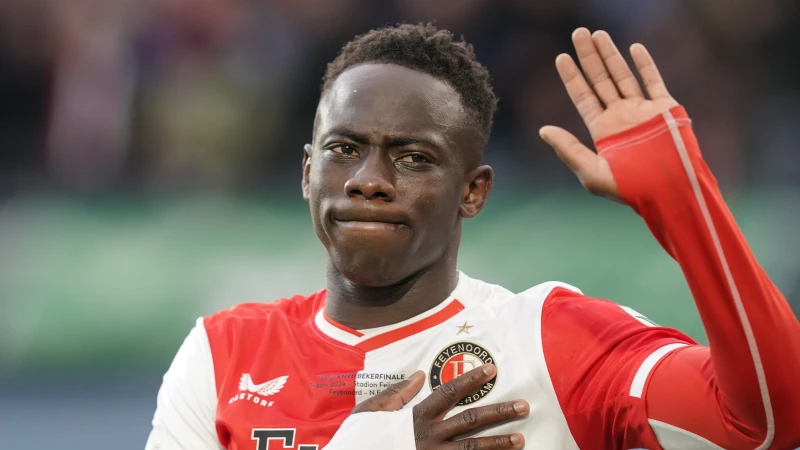 VI: 'Minteh nog een jaar bij Feyenoord'