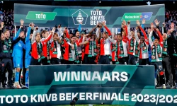 VIDEO | Dit was de huldiging van bekerwinnaar Feyenoord op de Binnenrotte