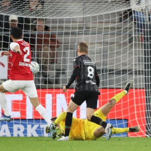 EREDIVISIE | Gedegradeerd Vitesse wint van Fortuna Sittard