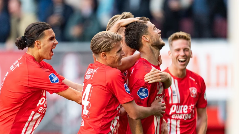 Steijn: 'Hij kan heel goed voetballen, die staat er volgend seizoen'