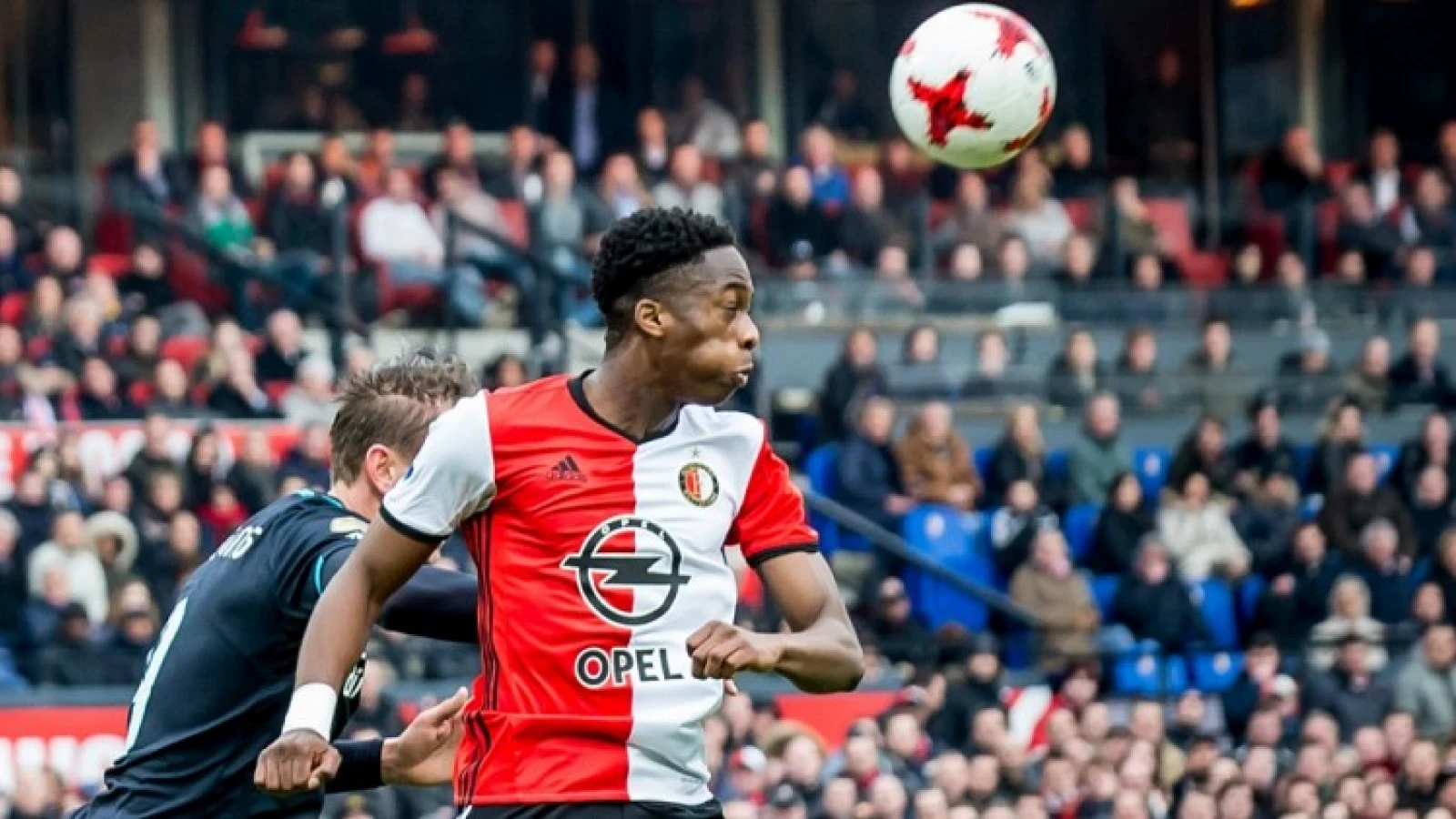 Kongolo in vorm: 'Ik zoek met Eljero Elia de momenten'