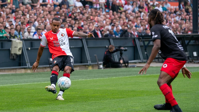 LIVE | Feyenoord - Excelsior Rotterdam 1-0 | Feyenoord komt op voorsprong!