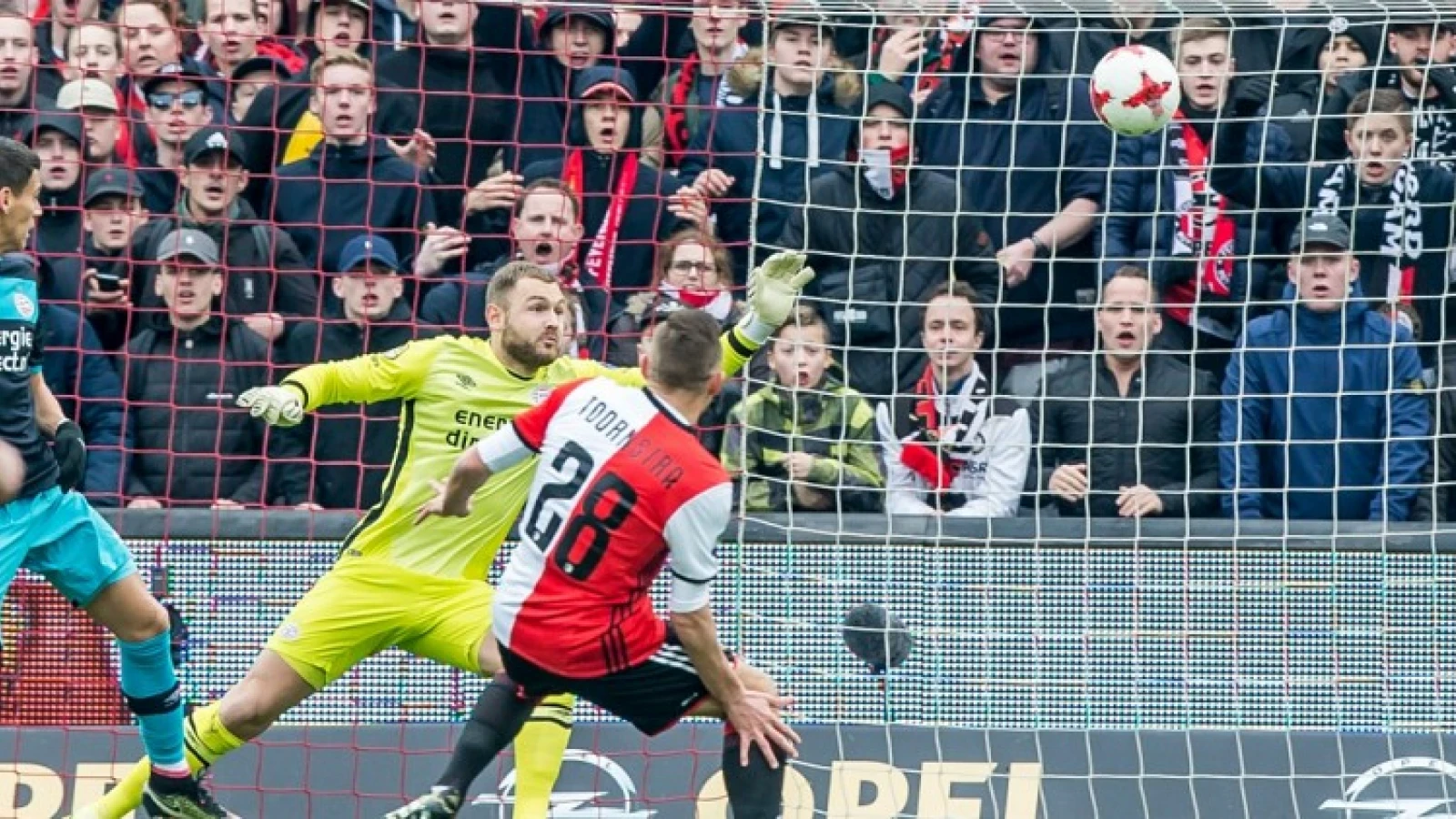 Toornstra: 'We hebben verdiend gewonnen van PSV'