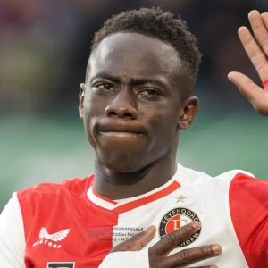 Minteh trefzeker bij ruime overwinning Gambia op Seychellen