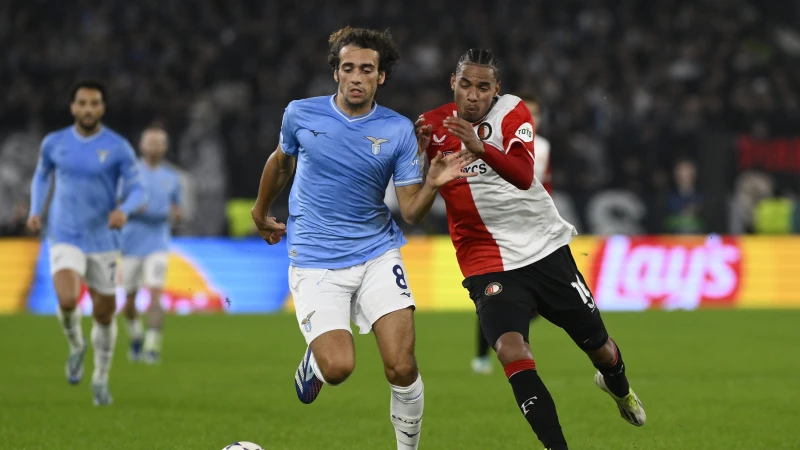 'Lazio heeft Stengs op de korrel, Feyenoord noemt vraagprijs'