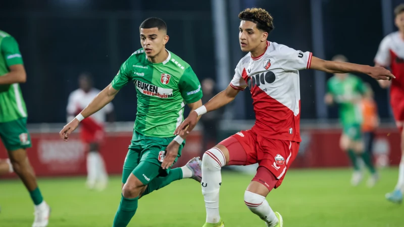 'Ilias Sebaoui gaat contract bij Feyenoord verlengen'