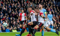 Bijzondere oud-Feyenoorder: 'Groot risico voor mijn persoonlijke en professionele toekomst'