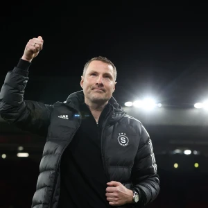 OFFICIEEL | Brian Priske nieuwe hoofdtrainer van Feyenoord