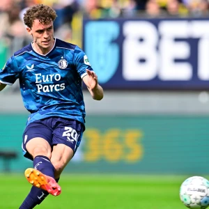 'AC Milan wil eigen speler betrekken in deal voor Wieffer'