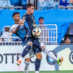 VI: 'Feyenoord betaalt geen transfersom voor Carranza'