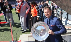 Dudek ziet kansen voor Polen: 'Oranje maakt zich zorgen over de sfeer binnen hun team'