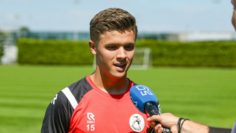 Kleijn afgeschreven door Slot: 'Uiteindelijk ben ik door de trainer niet goed genoeg bevonden'