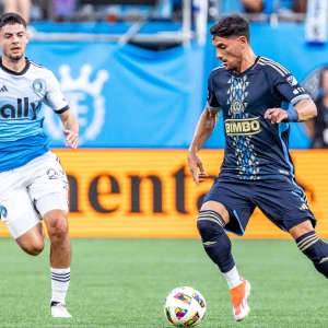 OFFICIEEL | Feyenoord maakt komst Carranza bekend
