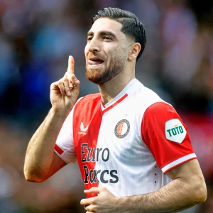 'Jahanbakhsh en Feyenoord in gesprek over nieuwe overeenkomst'