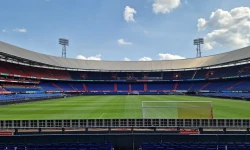 VIDEO | Nieuw design spelersbus Feyenoord