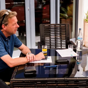 Cynische Driessen snapt lof niet: 'Dan heeft hij goed gespeeld'