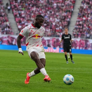 Oud-Feyenoorders | Geertruida belangrijk voor Leipzig