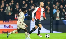 STAND | Feyenoord zakt op ranglijst na verlies tegen RB Salzburg