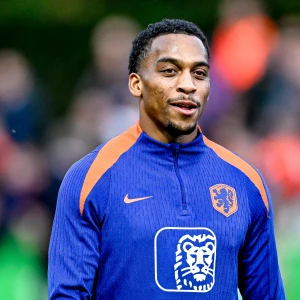 Blessure Timber lijkt mee te vallen, middenvelder reist mee met Oranje