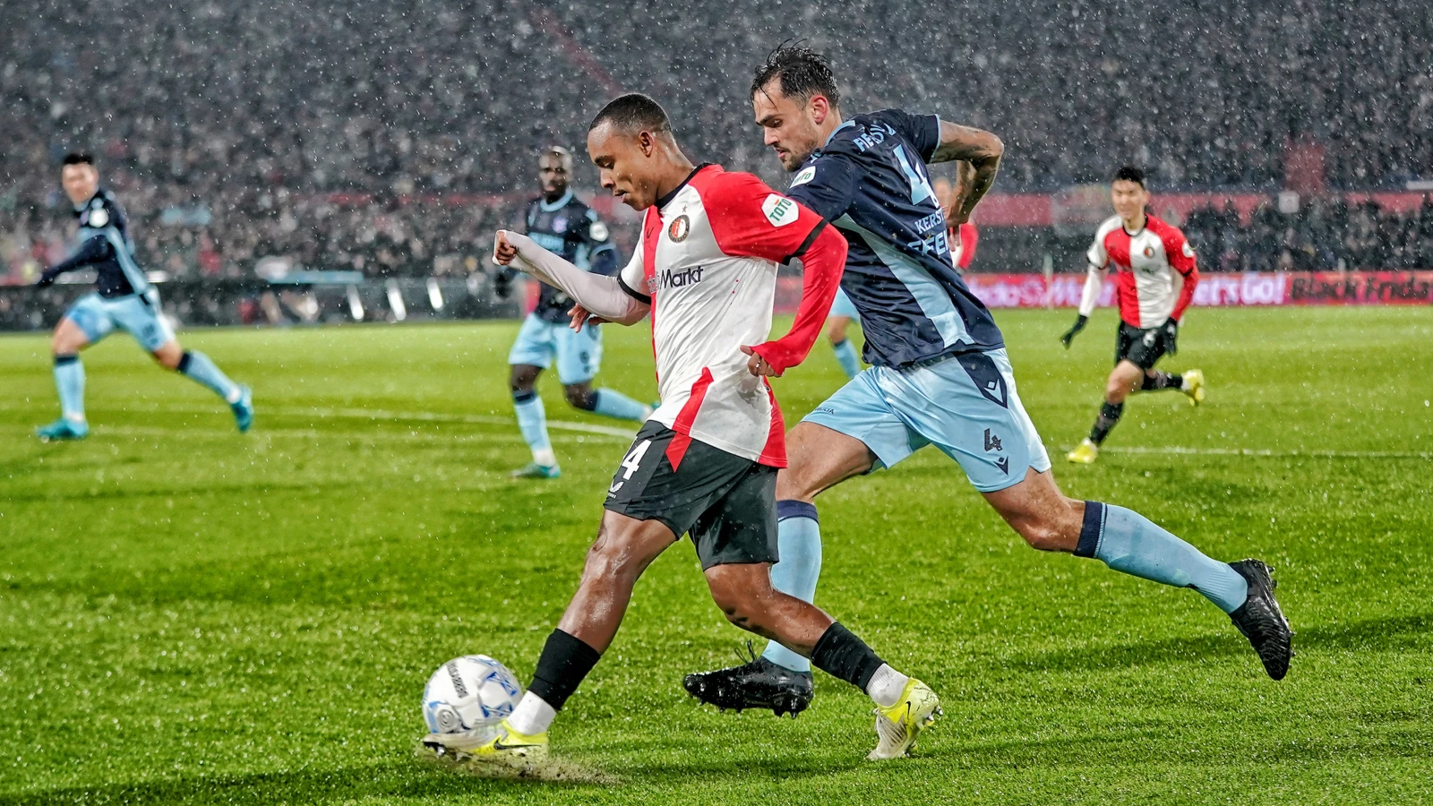 LIVE | Feyenoord - sc Heerenveen 3-0 | Einde wedstrijd