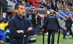 'Van Bronckhorst ontslagen bij Besiktas'