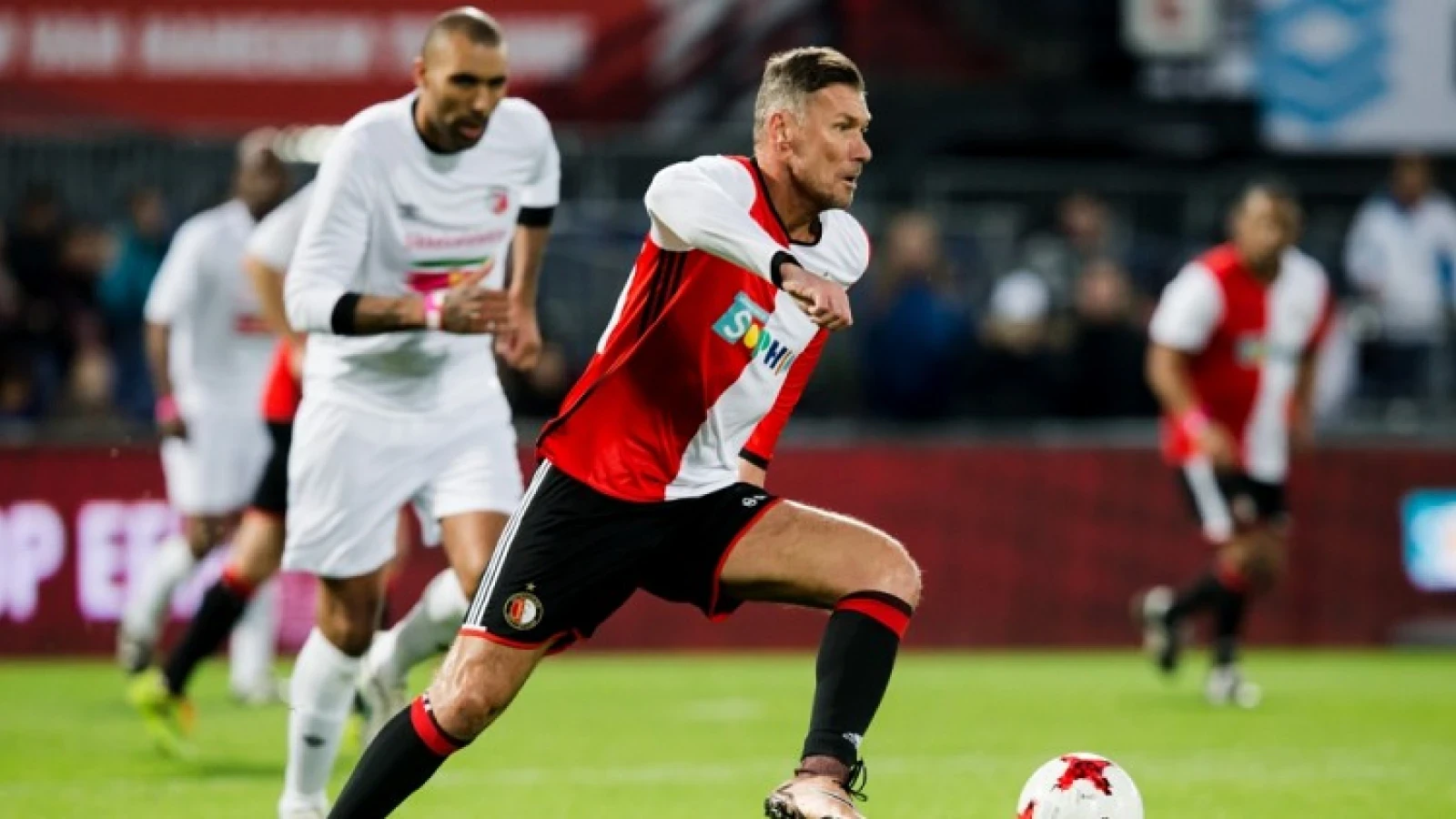 Oud-Feyenoorder ziet belangrijk aspect: 'Ik denk dat dat heel belangrijk is'