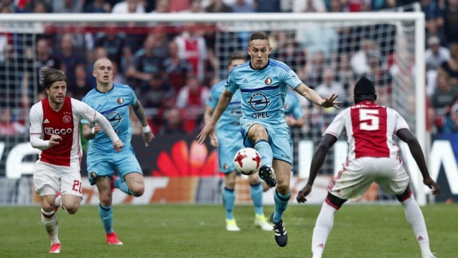 Nederlaag tegen Ajax lijkt goed teken voor Feyenoord