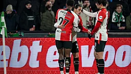 STAND | Feyenoord heeft derde plek in eigen hand na verlies FC Utrecht