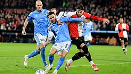 STAND | Feyenoord zakt naar plek vier na gelijkspel tegen NEC Nijmegen