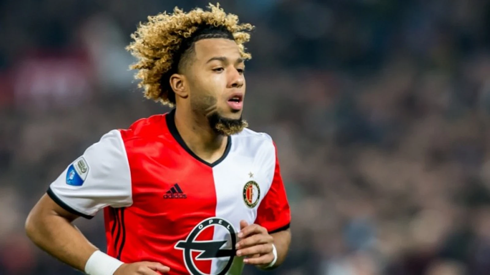 Vilhena en Ziyech oog in oog: 'Je gaat hem krijgen'