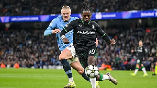 Jordan Lotomba na lang blessureleed weer op het trainingsveld