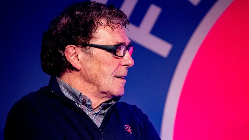 Van Hanegem: 'Hij was alleen maar aan het klooien'