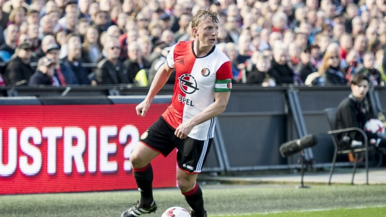 OPSTELLING | Geen Dirk Kuyt in de basiself van Feyenoord
