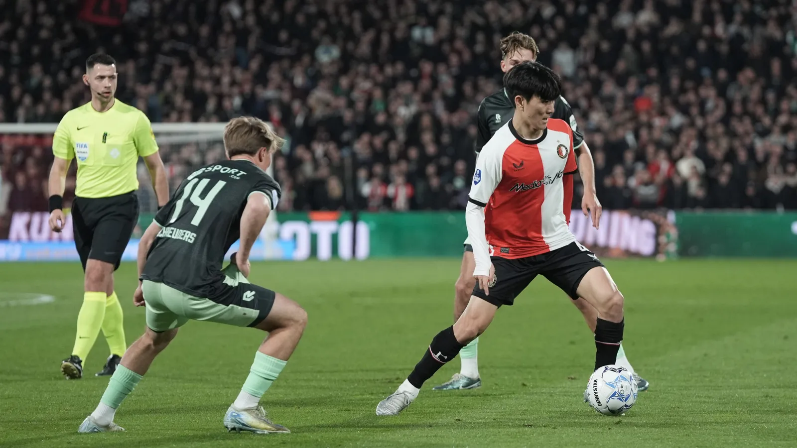 Reden afwezigheid Hwang bekend