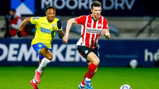 EREDIVISIE | Almere City FC en PEC Zwolle in evenwicht