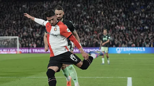 'Carranza raakt geblesseerd op training en kan training niet hervatten'