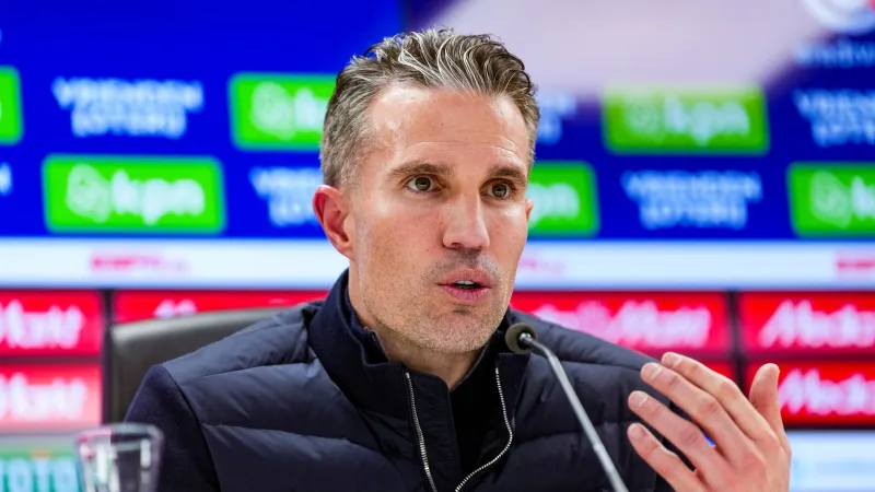 Van Persie geeft update over fitheid van selectie, Feyenoord mist nog steeds aantal spelers