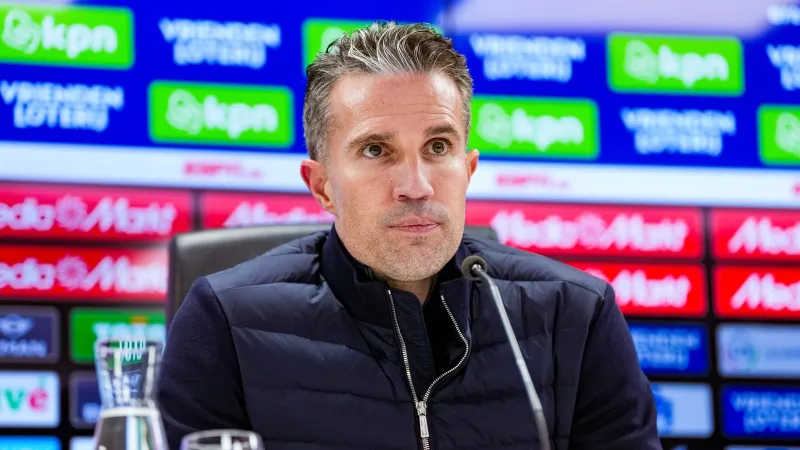 Van Persie reageert op overlijden Beenhakker: 'Hij heeft heel veel betekend voor ons voetbal'