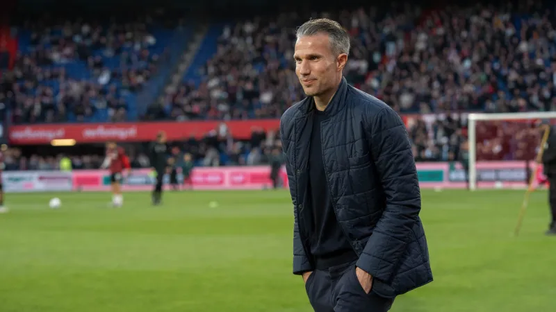 Van Persie over duidelijke regels: 'Dat vind ik gewoon niet oké'