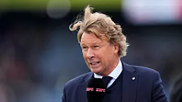 Kraay jr. geeft complimenten aan Te Kloese voor goede aankoop