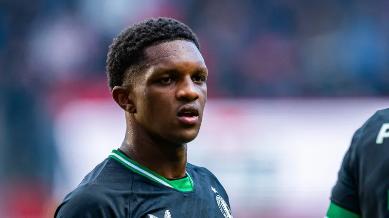 OFFICIEEL | Read tekent nieuw contract