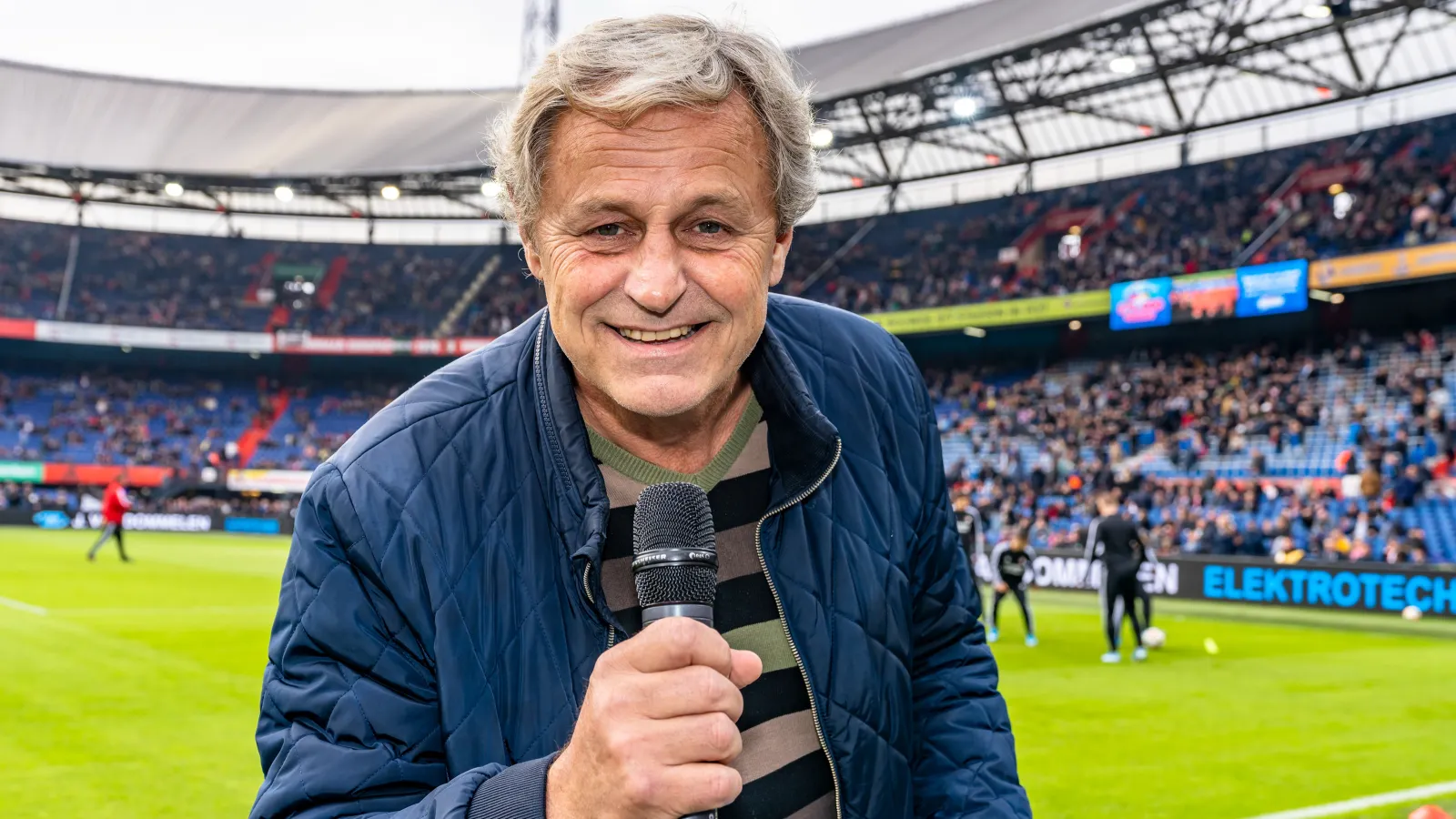 Houtman: 'Een ras-Feyenoorder en natuurlijk altijd met inzet gespeeld, en dat ging er weleens hard aan toe hoor, want dat hoort erbij'