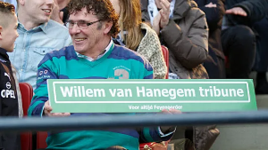 Van Hanegem waarschuwt: 'Dat kan aan hem gaan knagen'